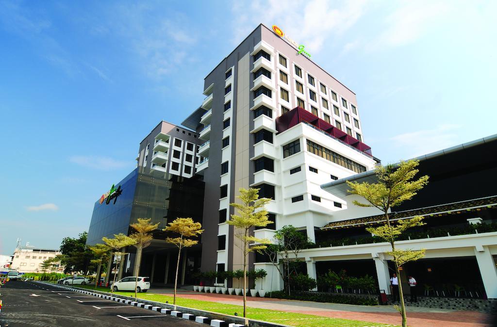 Kings Green Hotel City Centre Melaka Exterior foto